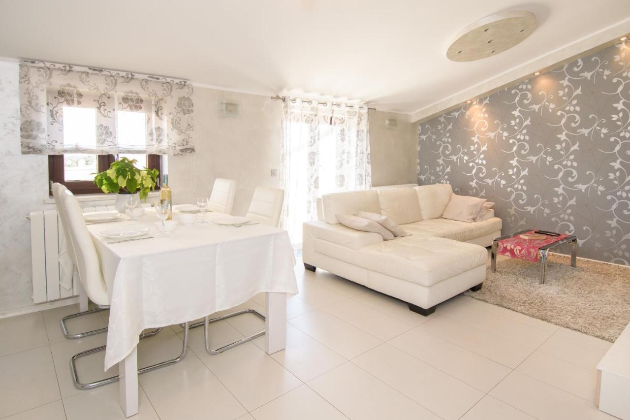 Apartments Dora Porec Luaran gambar